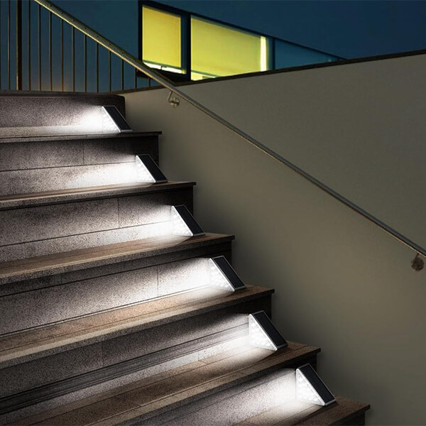 LUMOSTEP solcellelampe